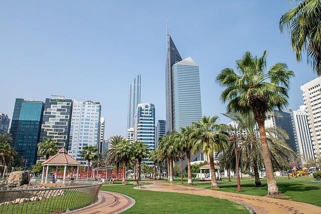 Abu Dhabi’s economy grows 3.8% in Q2 2025, non-oil sector hits record high